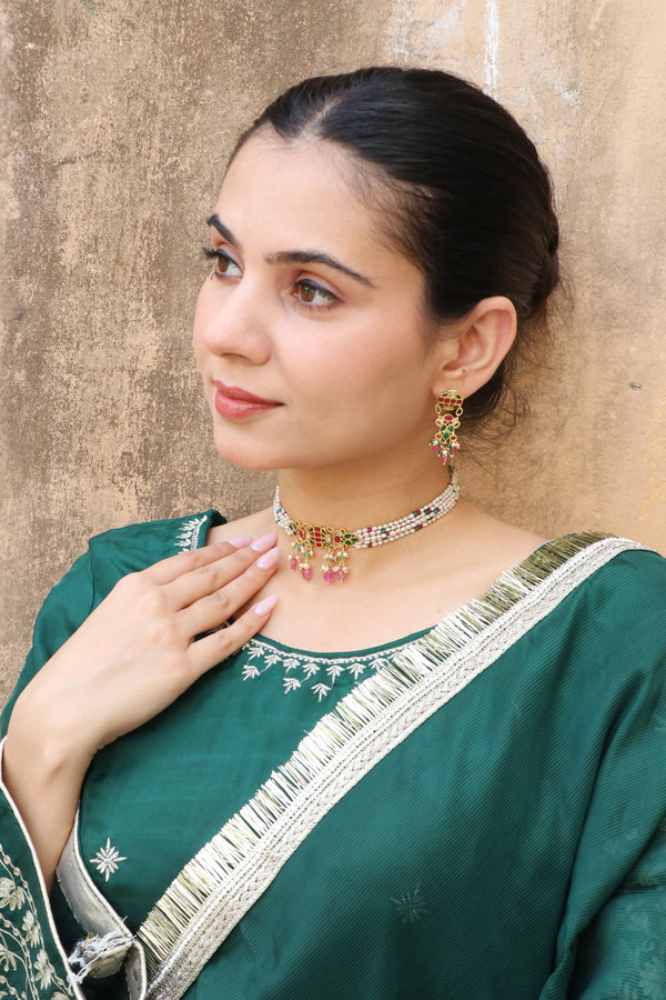 Elegant Kundan Pearl Choker