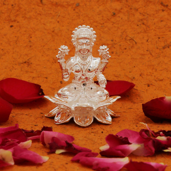 925 Silver Lakshmi Idol – Symbol of Wealth & Divine Blessings