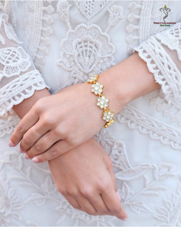 Hallmark 925 Silver Gold Plated White Kundan Floral Bracelet