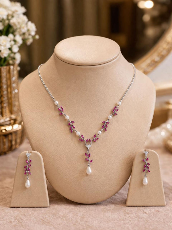 Timeless Elegance in 925 Silver and Freshwater Peals