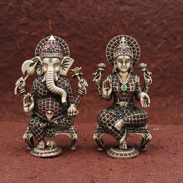 Divine Prosperity – Premium 925 Silver Ganesh Lakshmi Idol